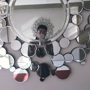 Meet your Posher, Philip